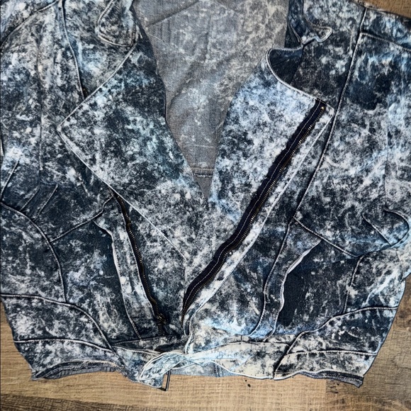 Vintage 80s "Checkpoint Charlie" Acid Wash Denim Jacket - Size XL - Picture 2 of 11